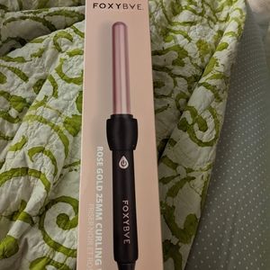Foxy Bae 22mm Rose Gold Curling Wand